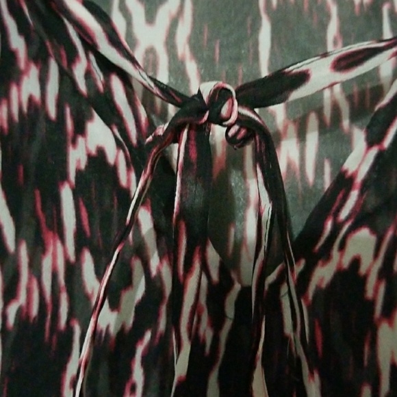 Top - Picture 3 of 4